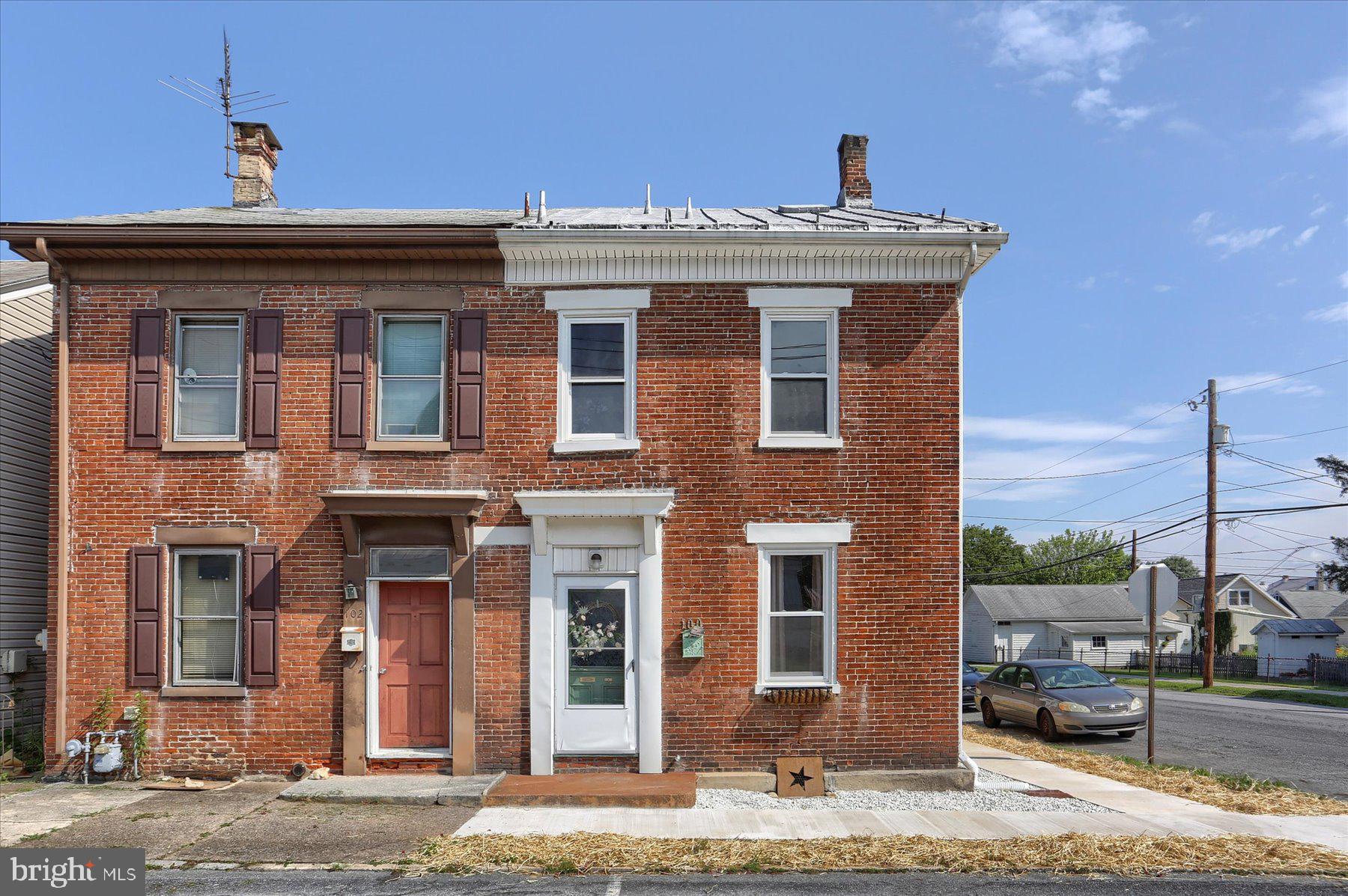 100 W KELLER STREET