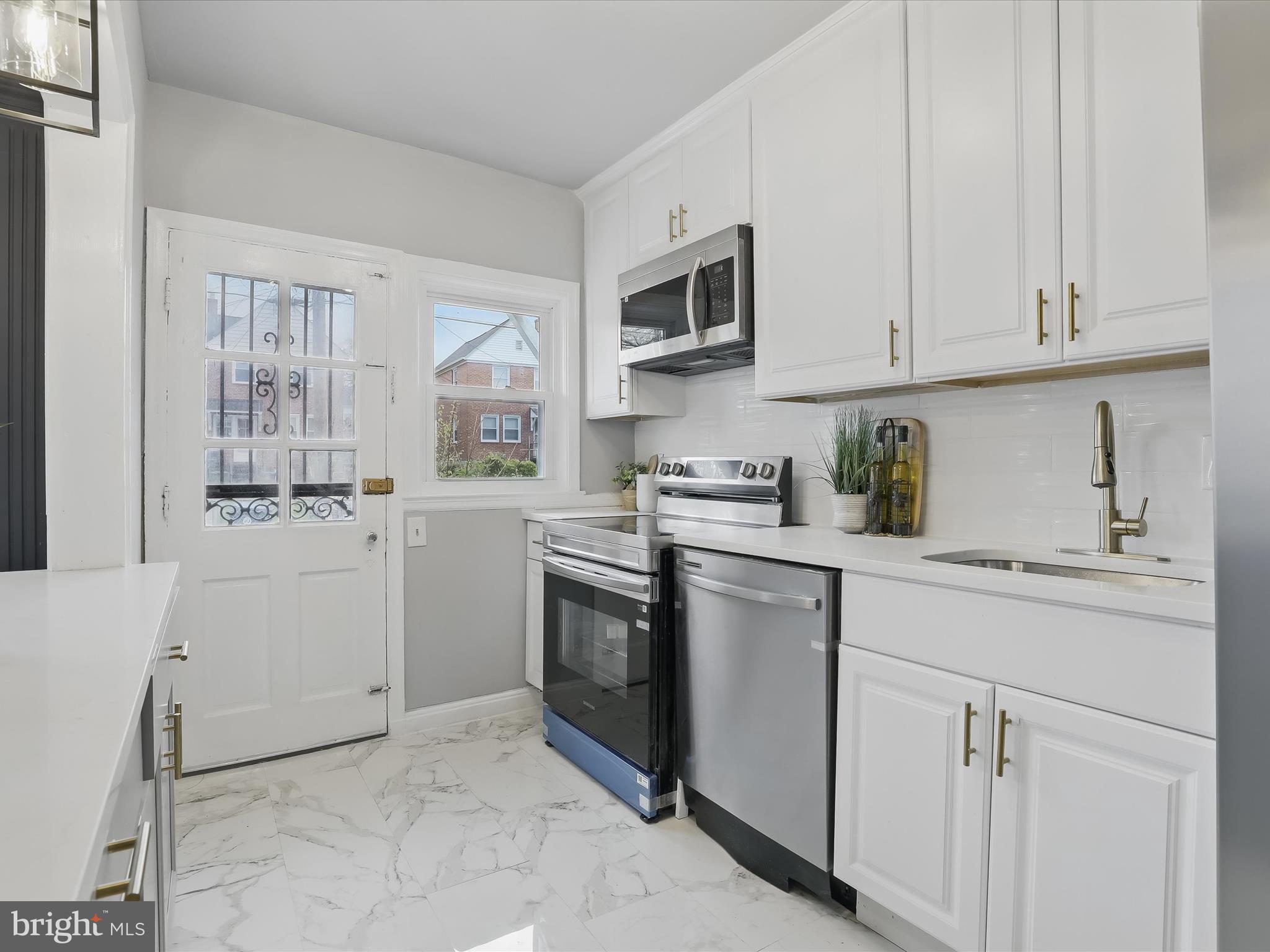 NEW NORTHWOOD - Residential
