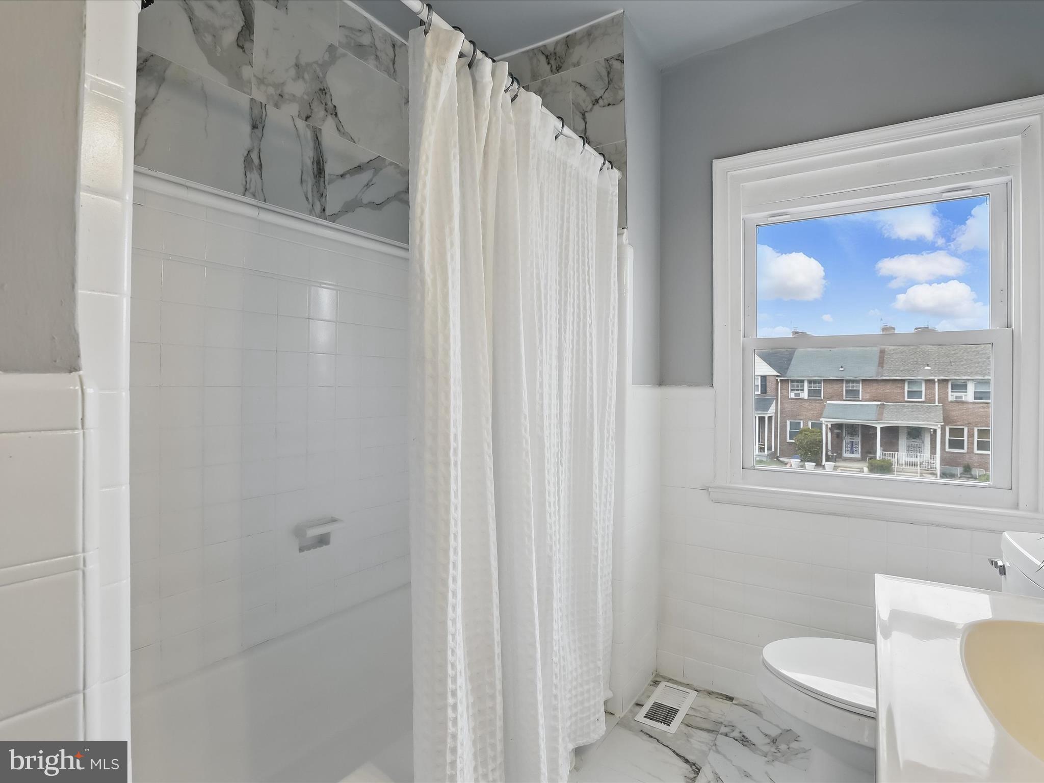 NEW NORTHWOOD - Residential