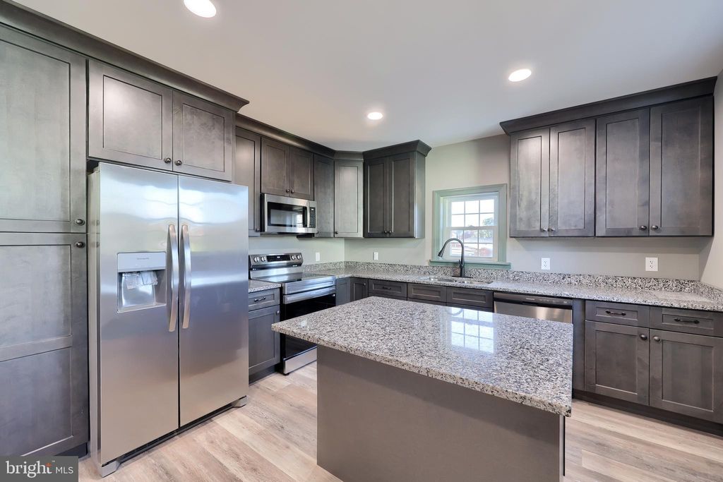 Photo of 170 S 5th Street, COLUMBIA, PA 17512 (MLS # PALA2078146)