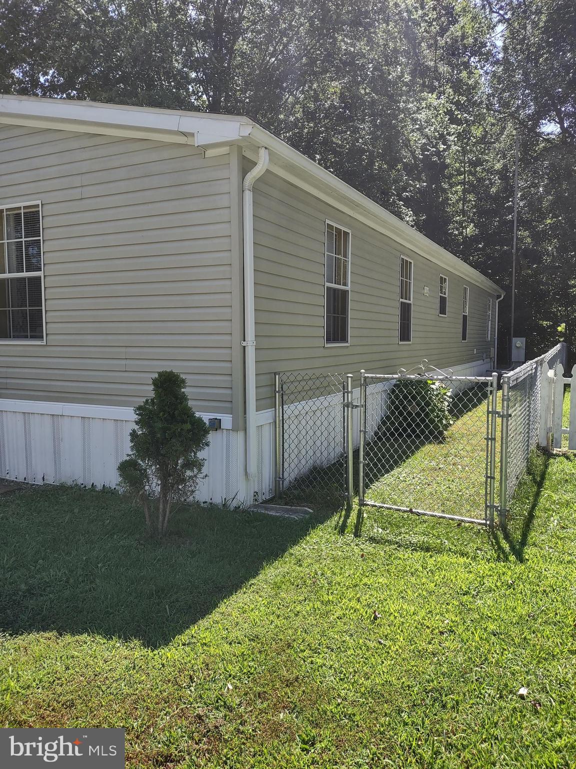 LYONS CREEK MOBILE ESTATES - Residential