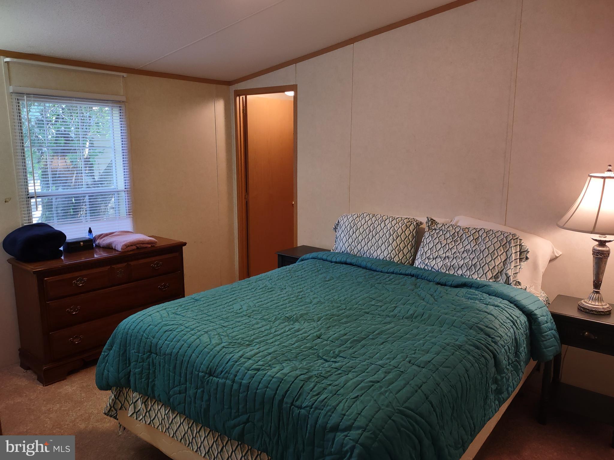 LYONS CREEK MOBILE ESTATES - Residential