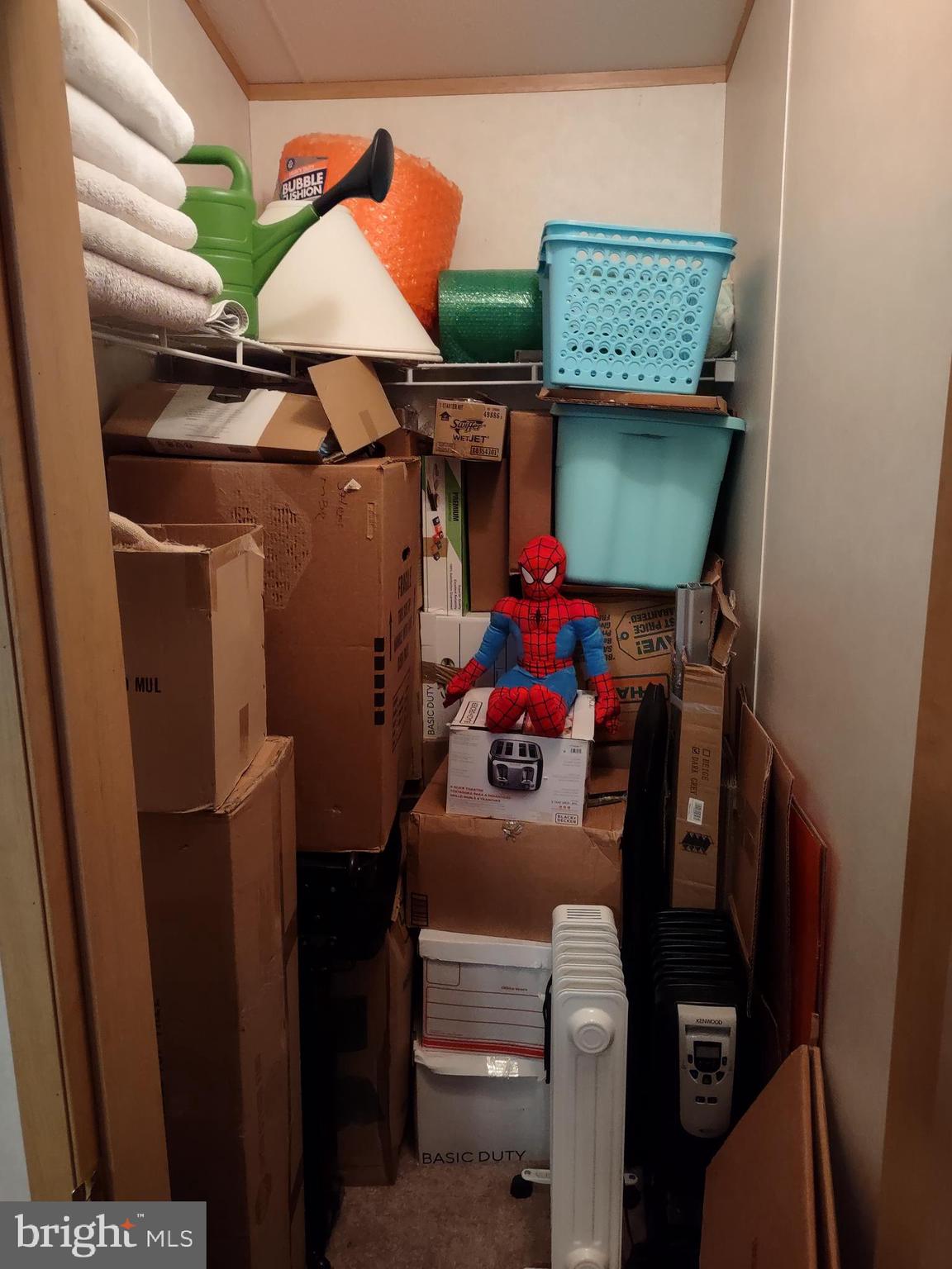 LYONS CREEK MOBILE ESTATES - Residential