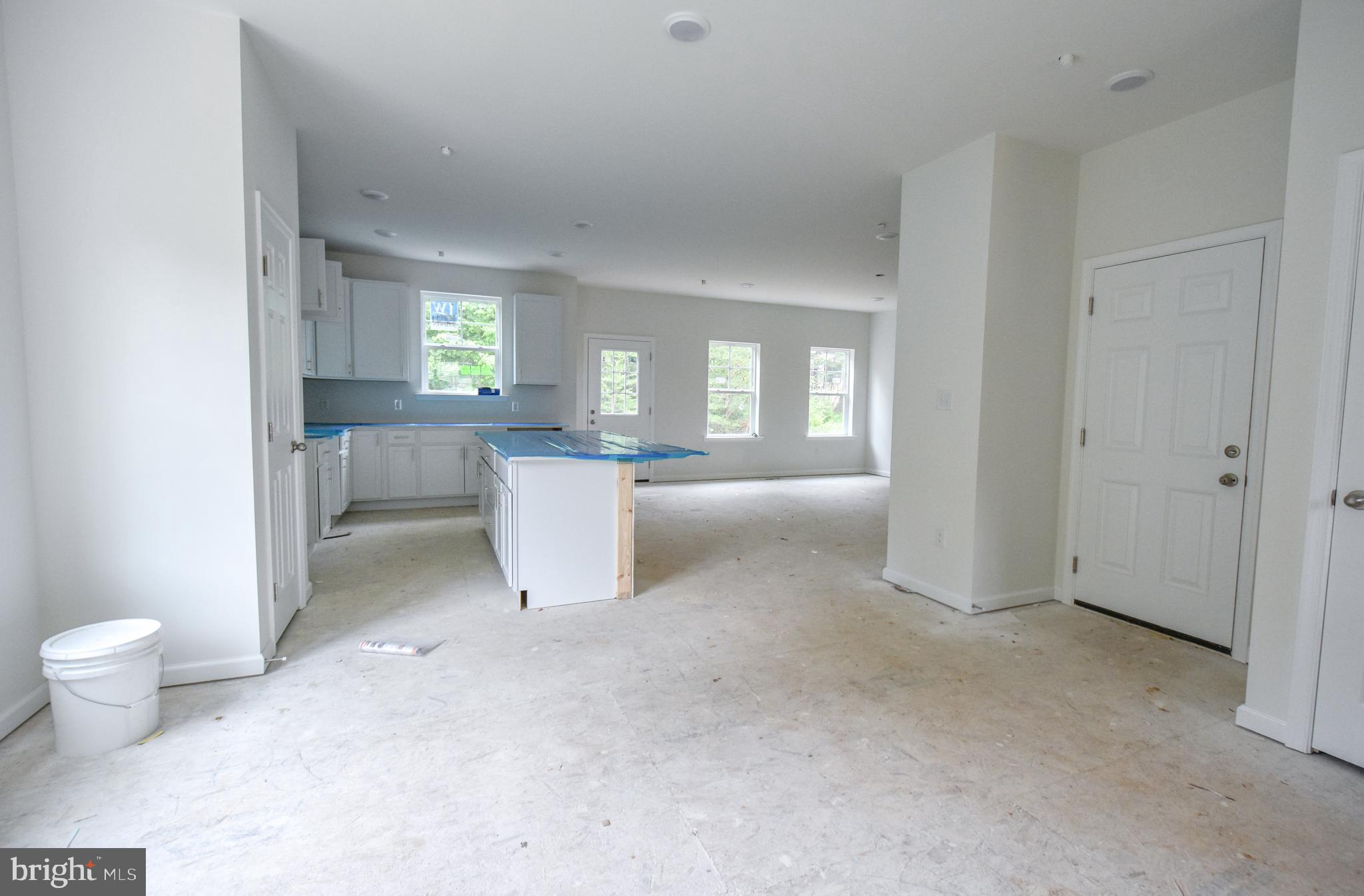 22640 EXCEL COURT
