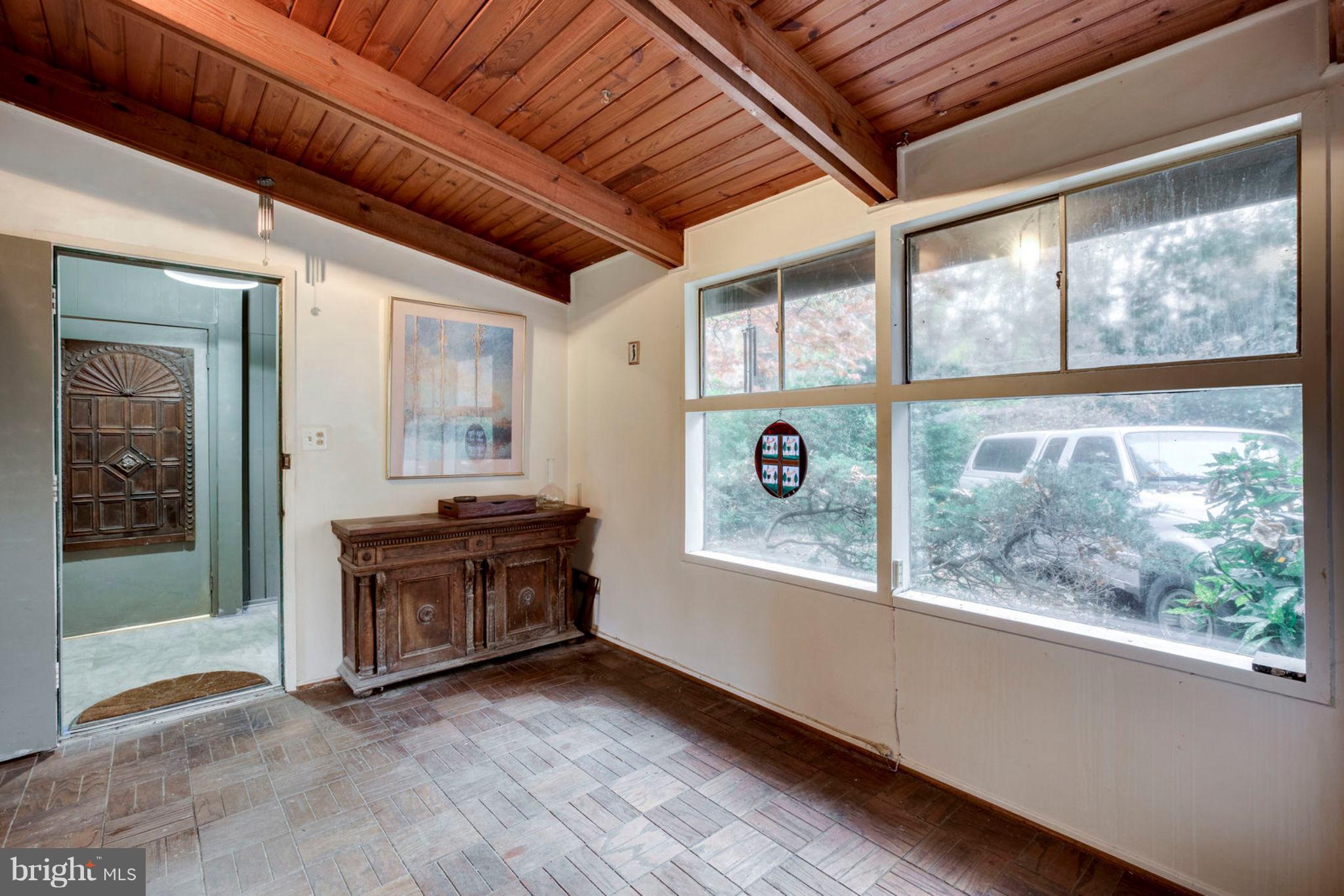 HOLMES RUN ACRES - Residential