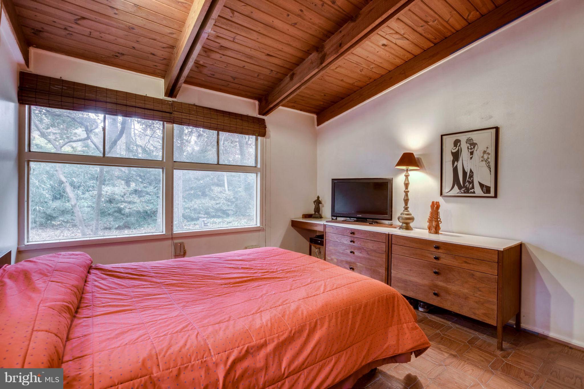 HOLMES RUN ACRES - Residential