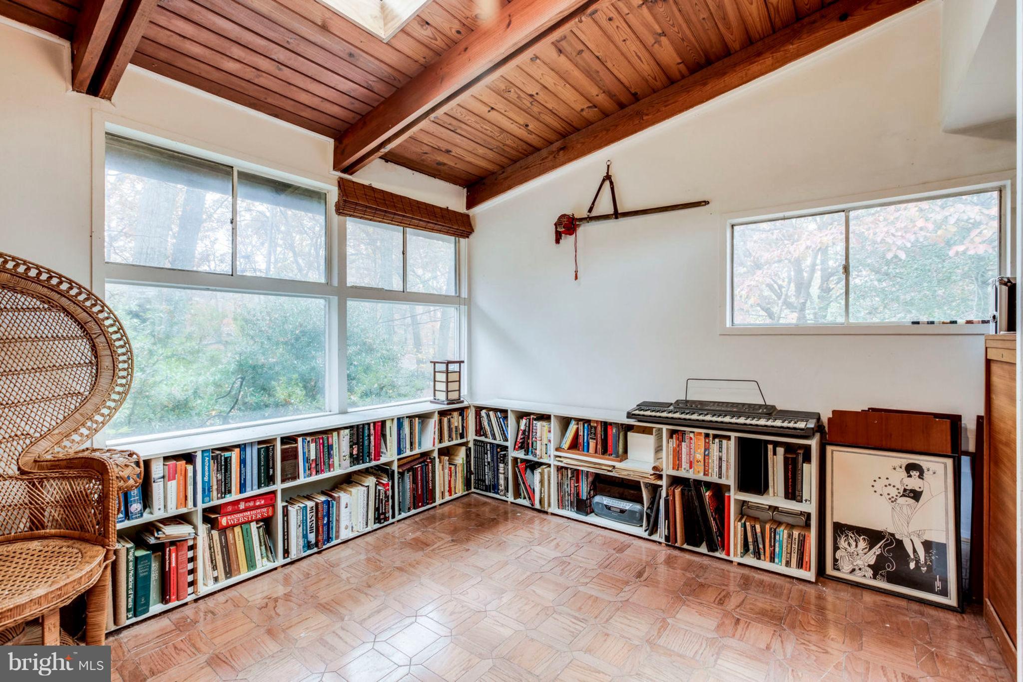 HOLMES RUN ACRES - Residential