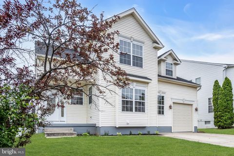 135 NATHAN HALE DEPTFORD NJ 08096