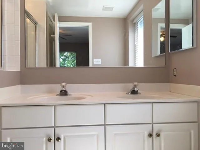 Lutherville Timonium, Maryland 21093, United States, 2 Bedrooms Bedrooms, ,2 BathroomsBathrooms,Residential,Active,15562