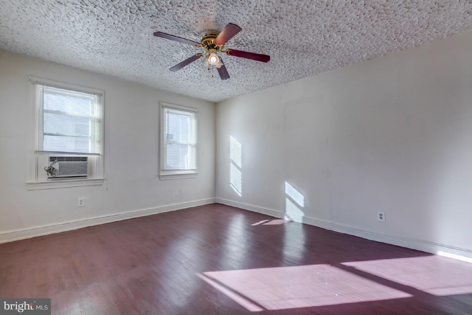 ADDISON HEIGHTS - Residential Lease