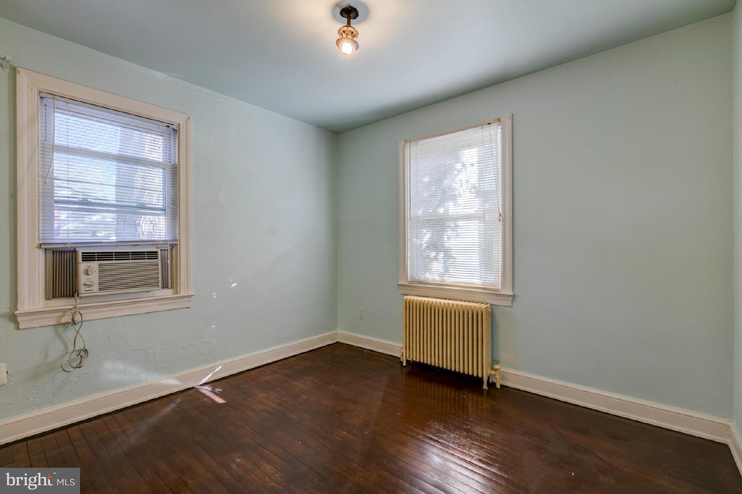 ADDISON HEIGHTS - Residential Lease