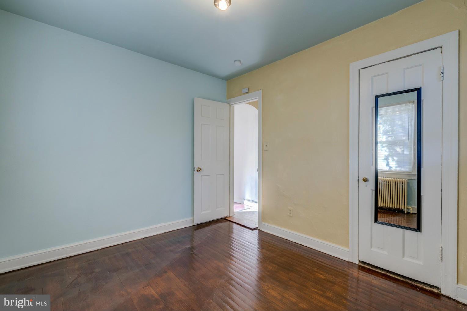 ADDISON HEIGHTS - Residential Lease