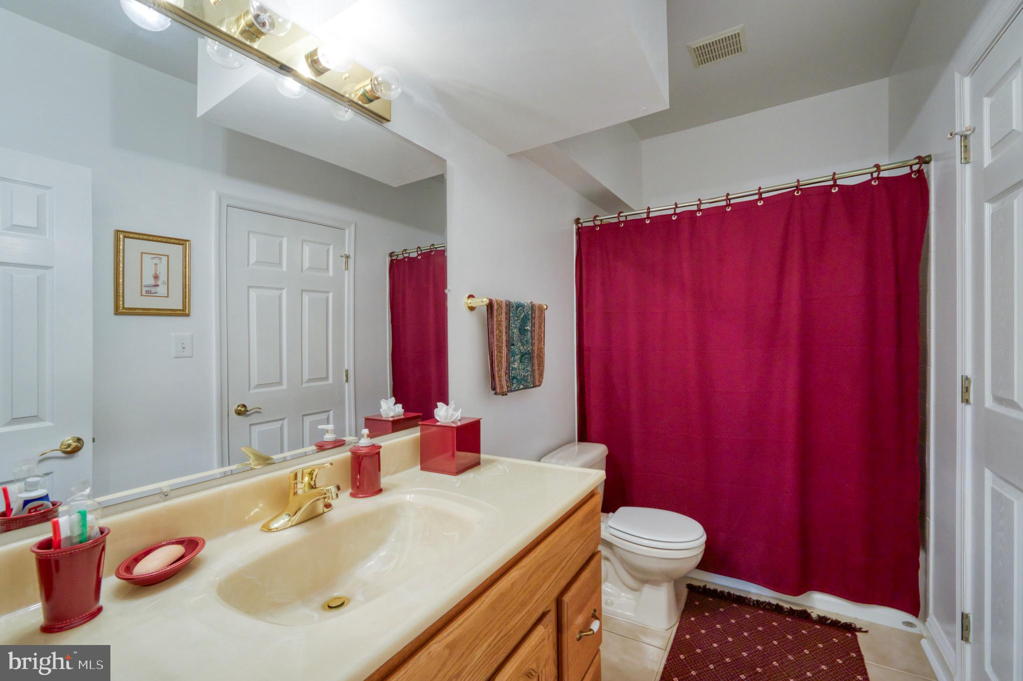 SENECA GREEN - Residential