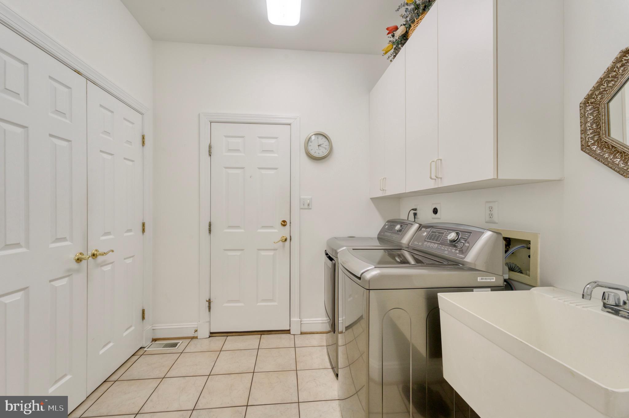 SENECA GREEN - Residential