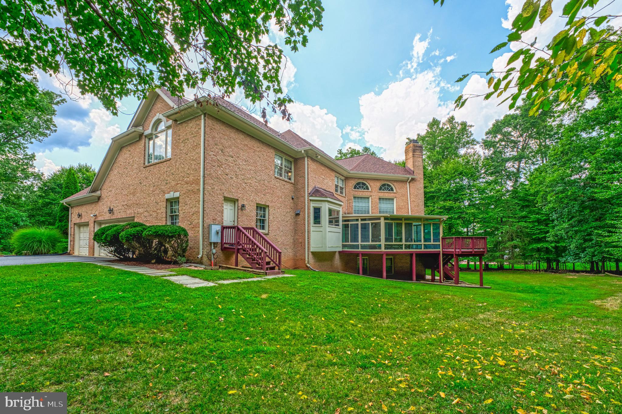 SENECA GREEN - Residential