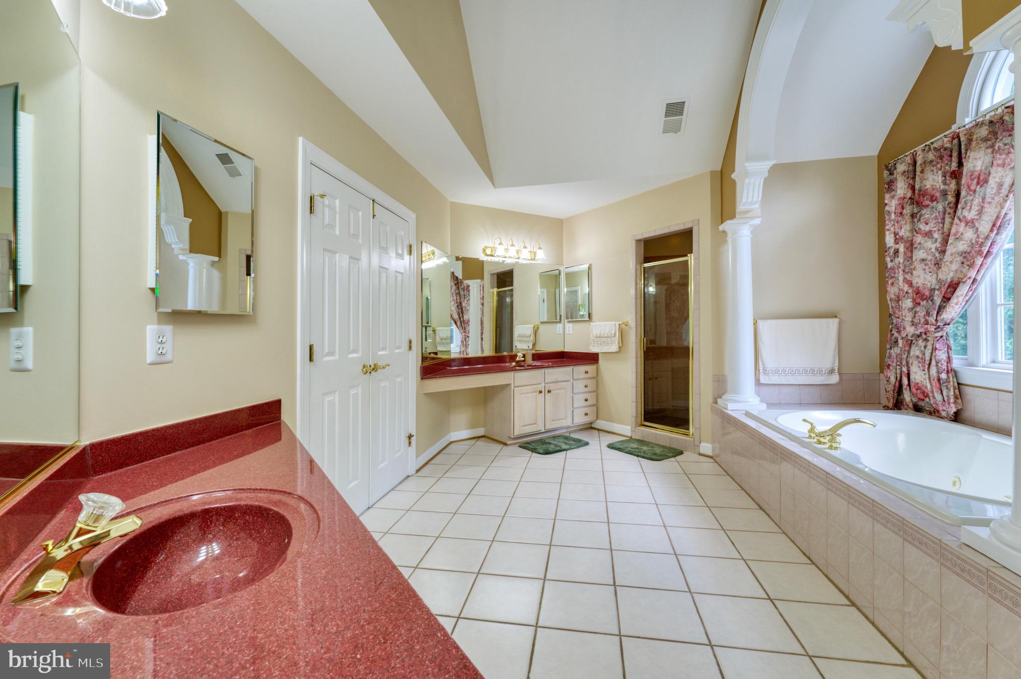 SENECA GREEN - Residential