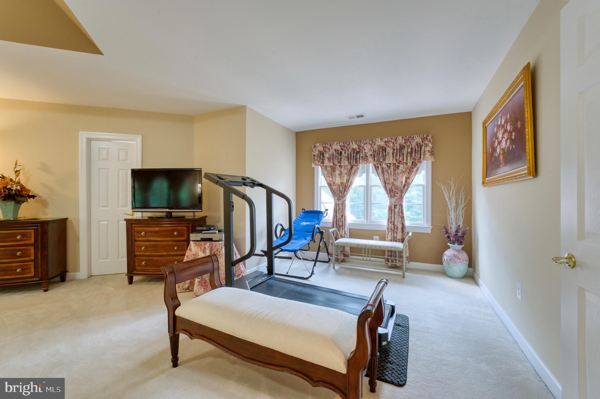 SENECA GREEN - Residential