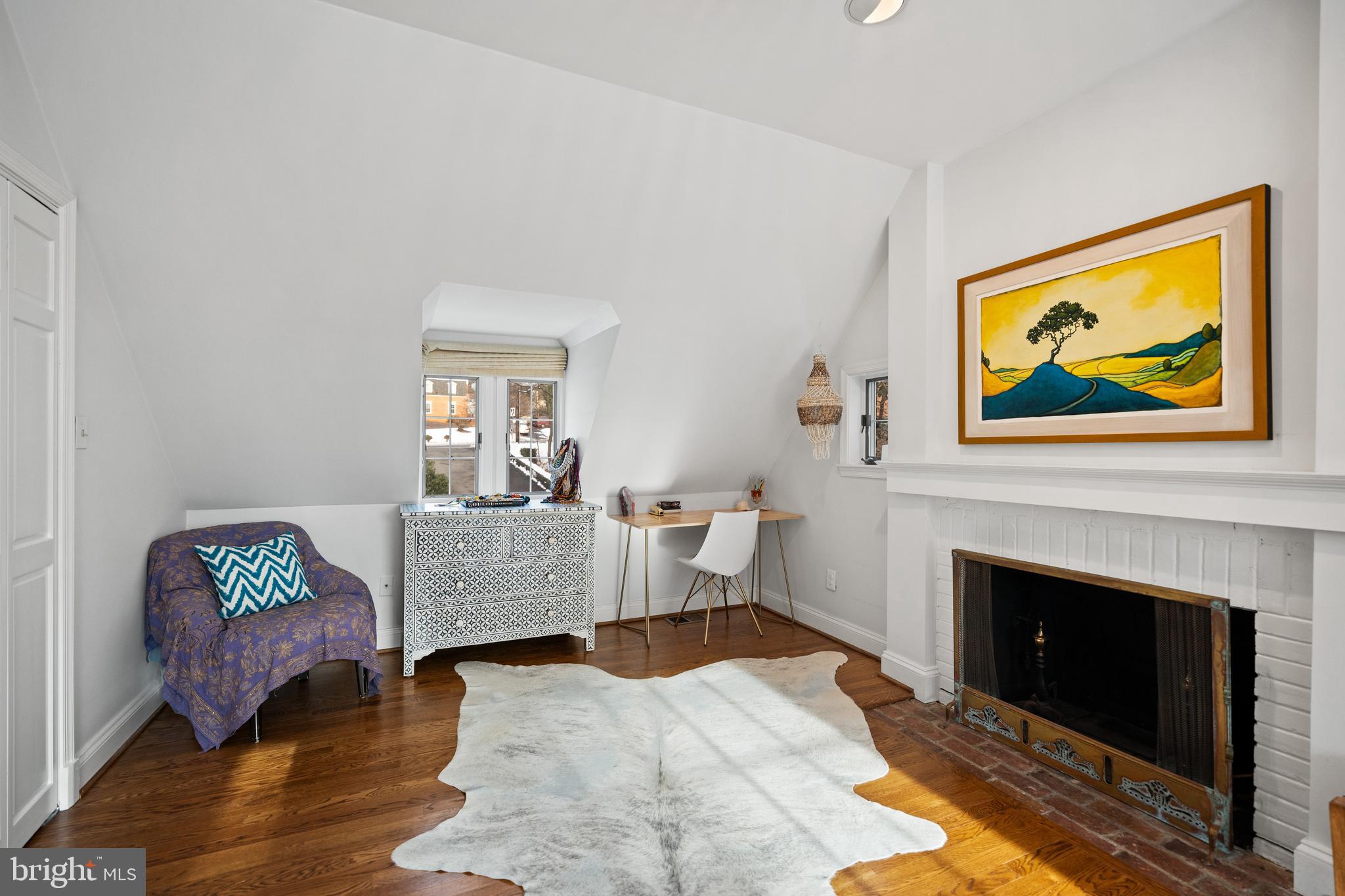 SHIRLEY WOODS - Residential