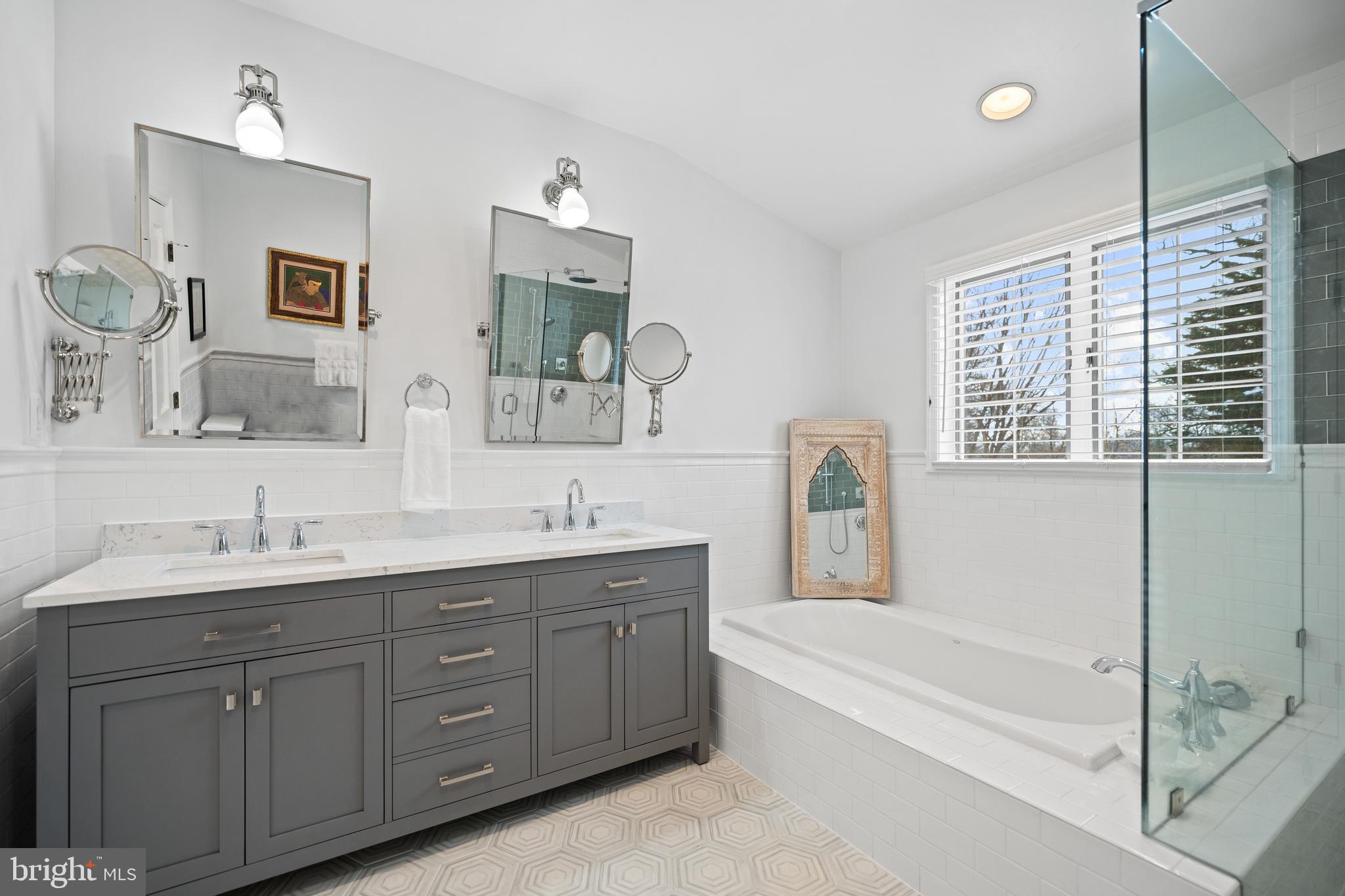 SHIRLEY WOODS - Residential