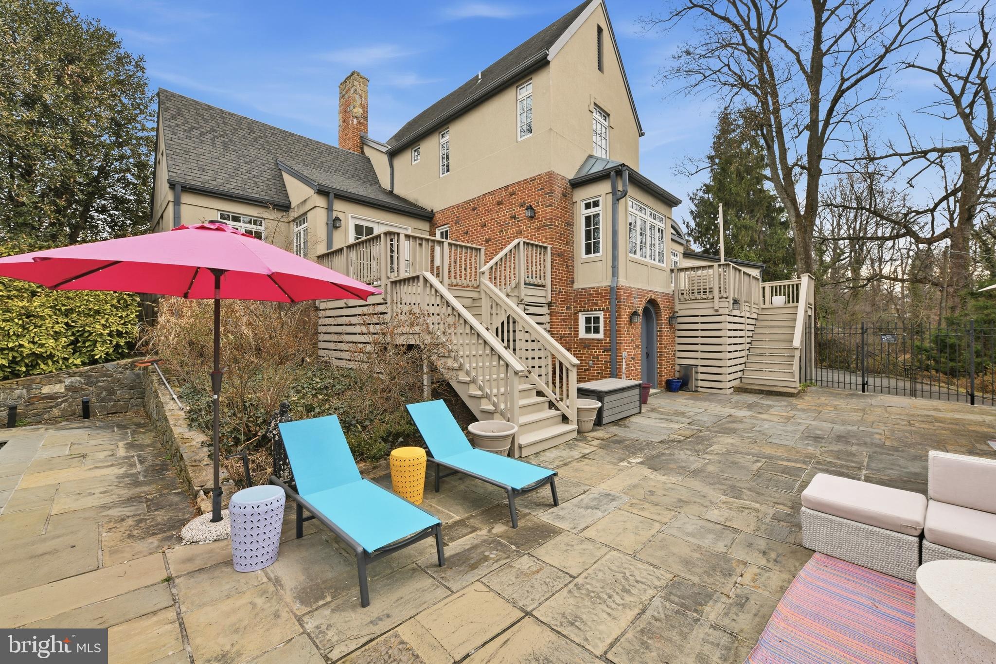 SHIRLEY WOODS - Residential