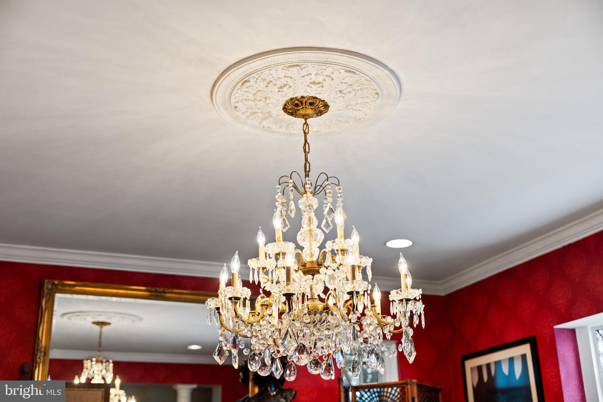 SHIRLEY WOODS - Residential