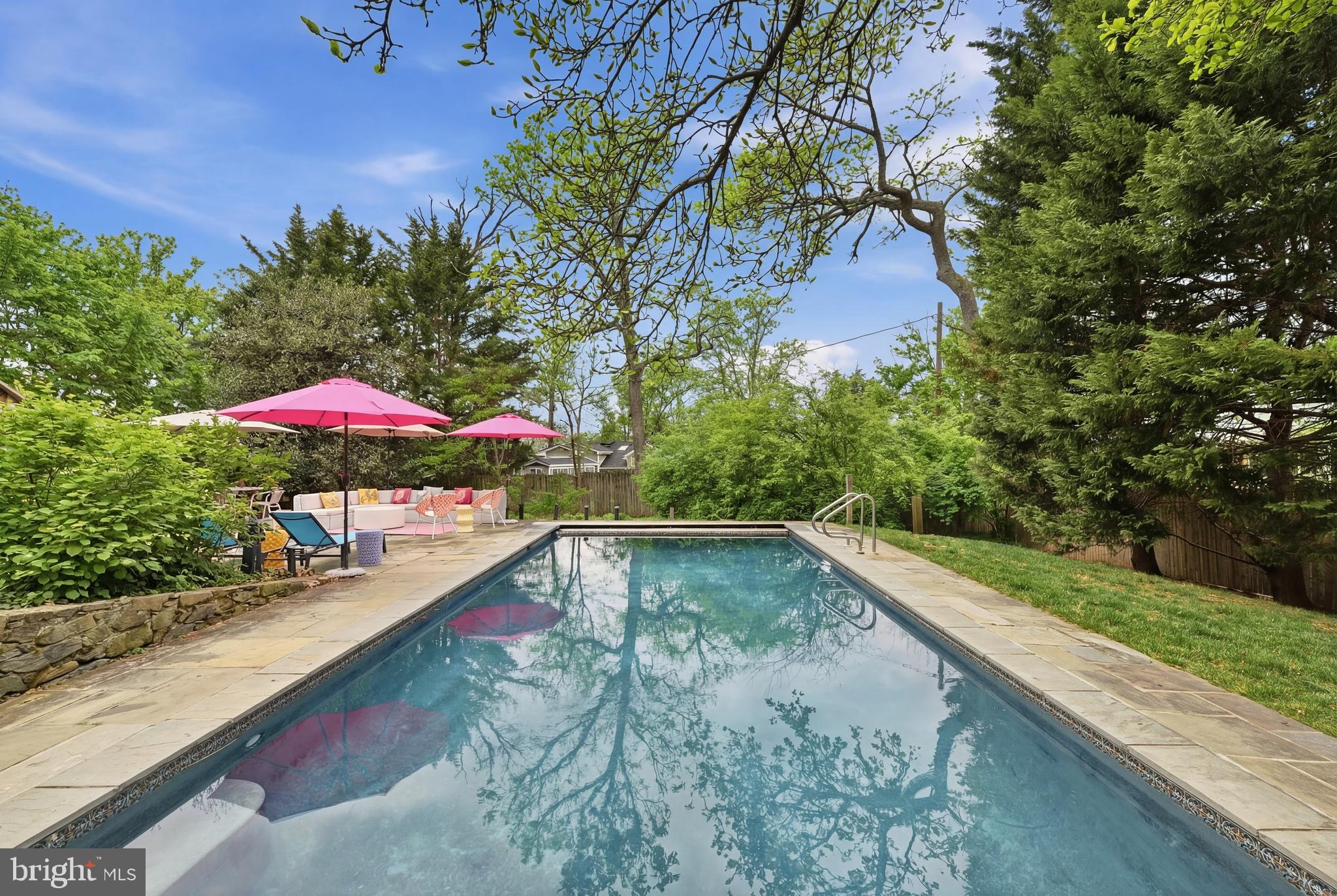 SHIRLEY WOODS - Residential