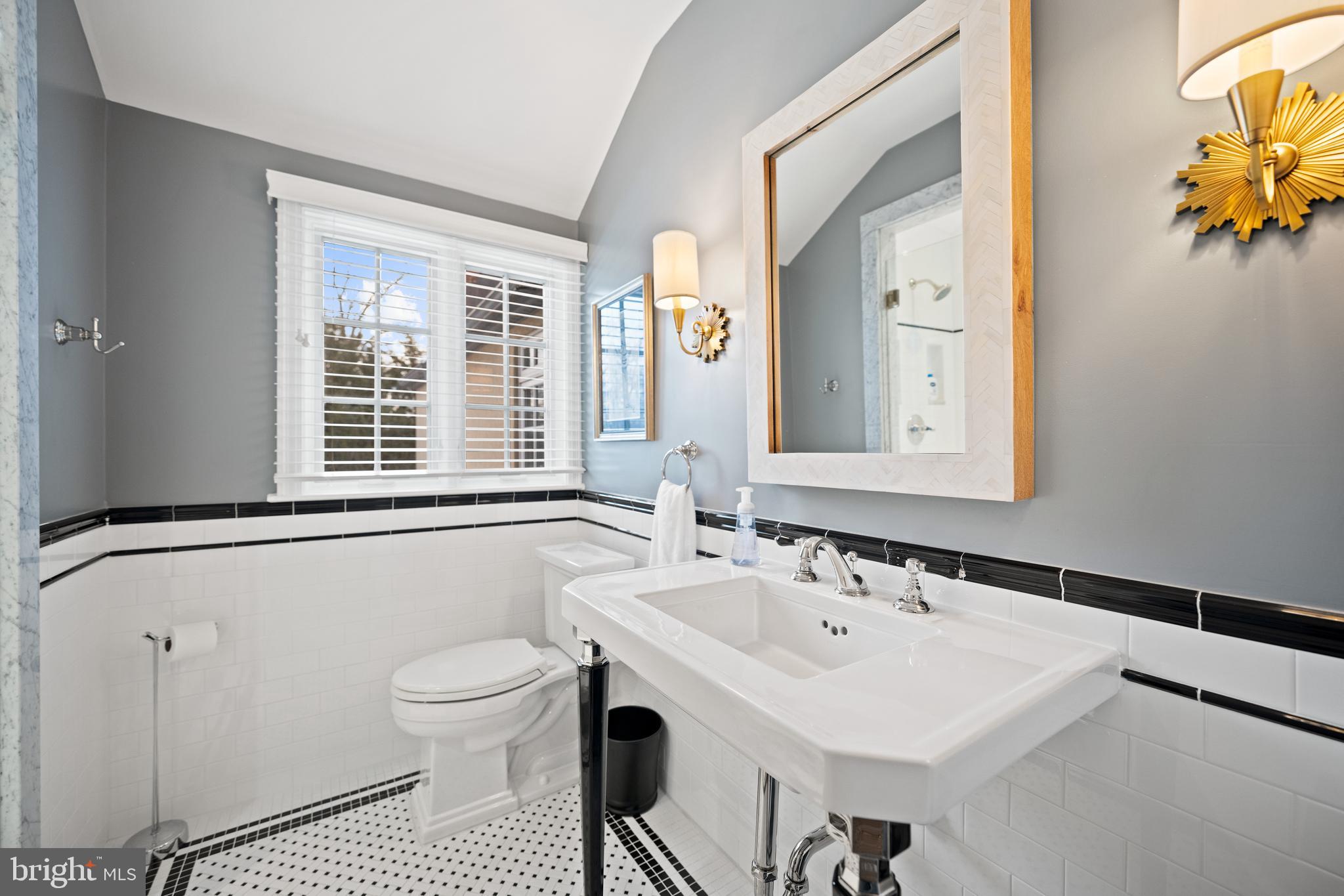 SHIRLEY WOODS - Residential