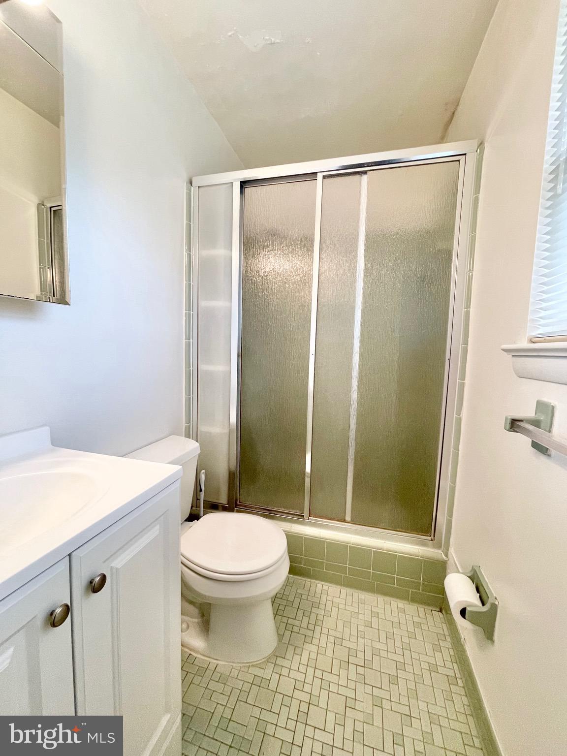 EL NIDO ESTATES - Residential Lease