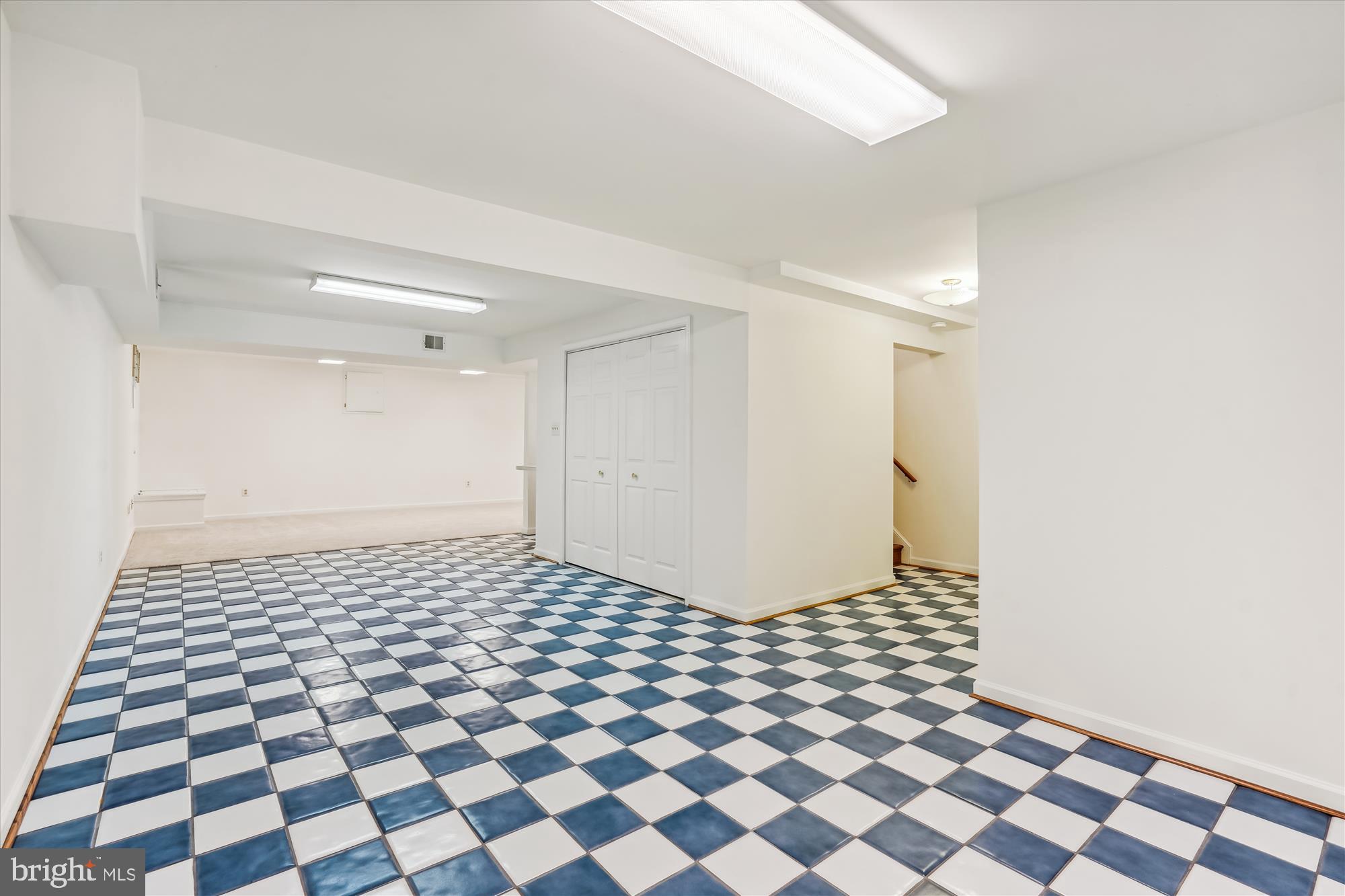 FRANKLIN FARM - Residential