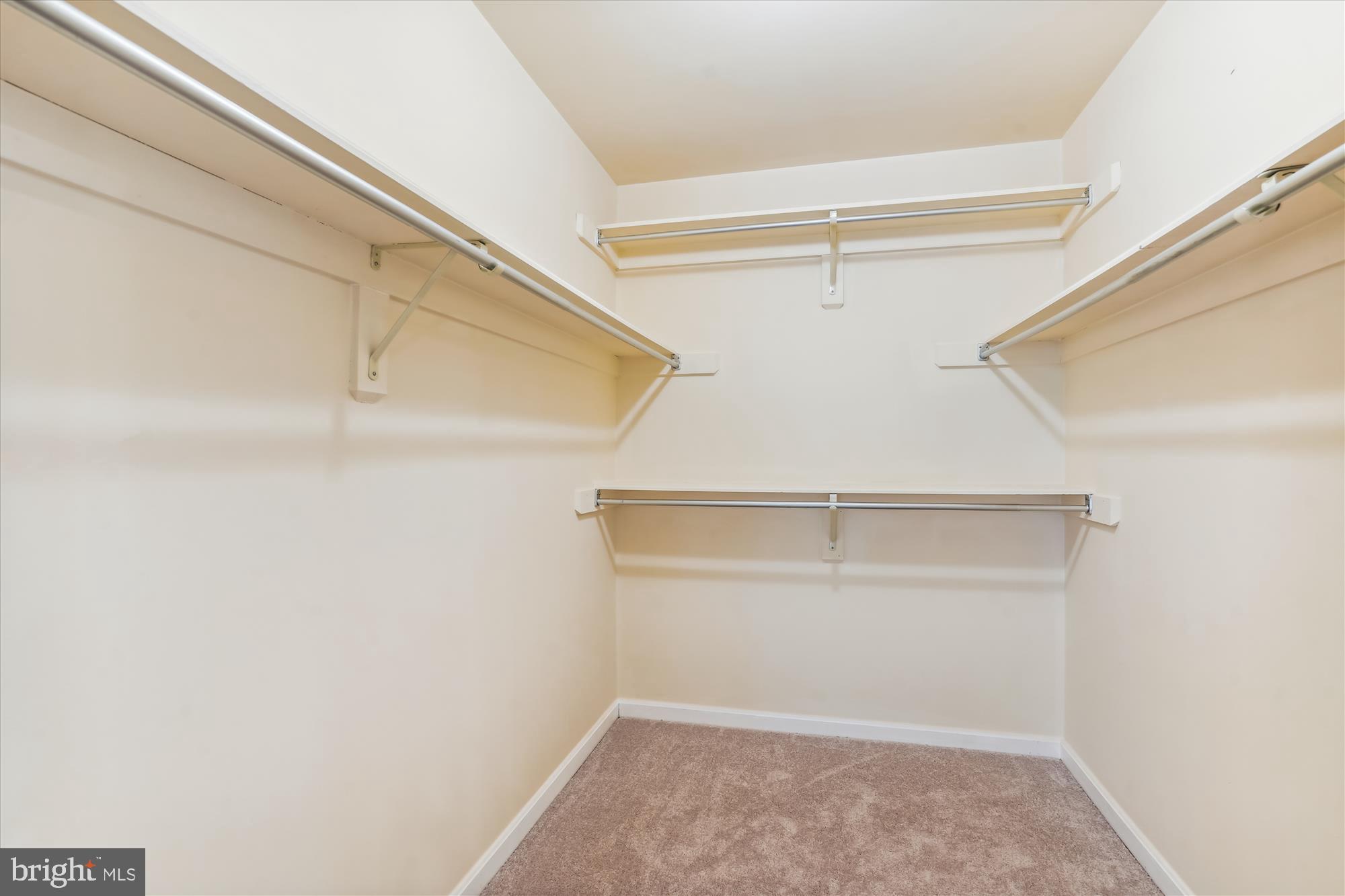 FRANKLIN FARM - Residential