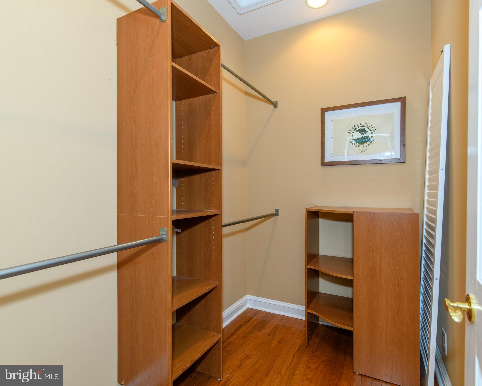 VILLAGE GREENS - Residential