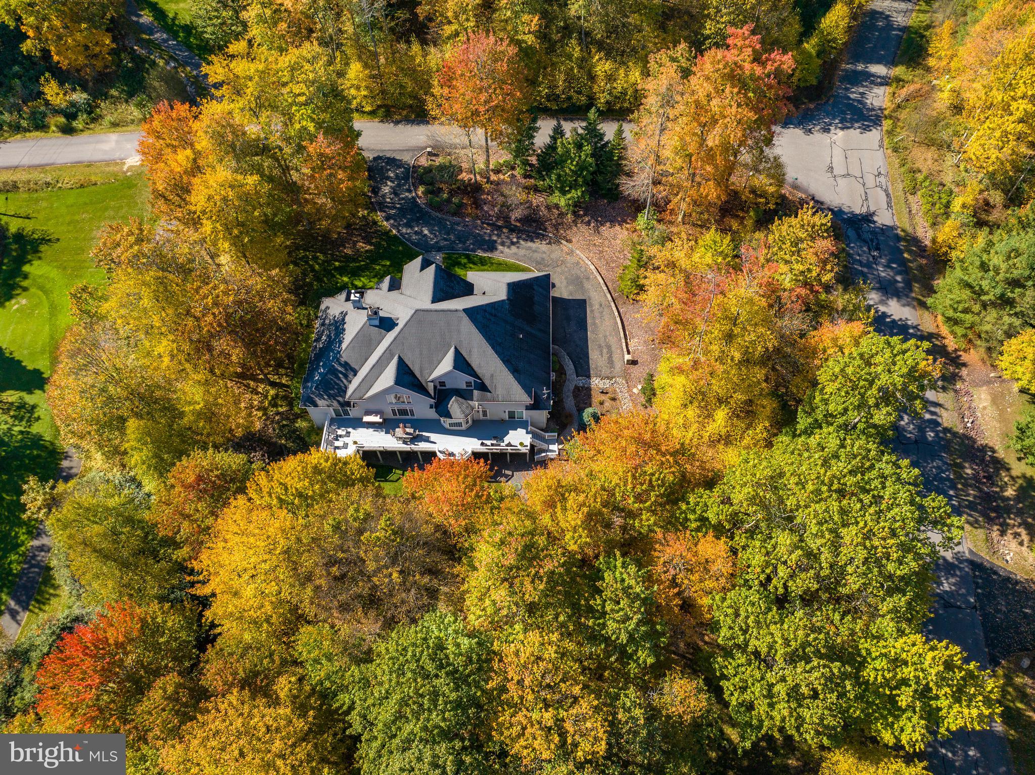 VILLAGE GREENS - Residential