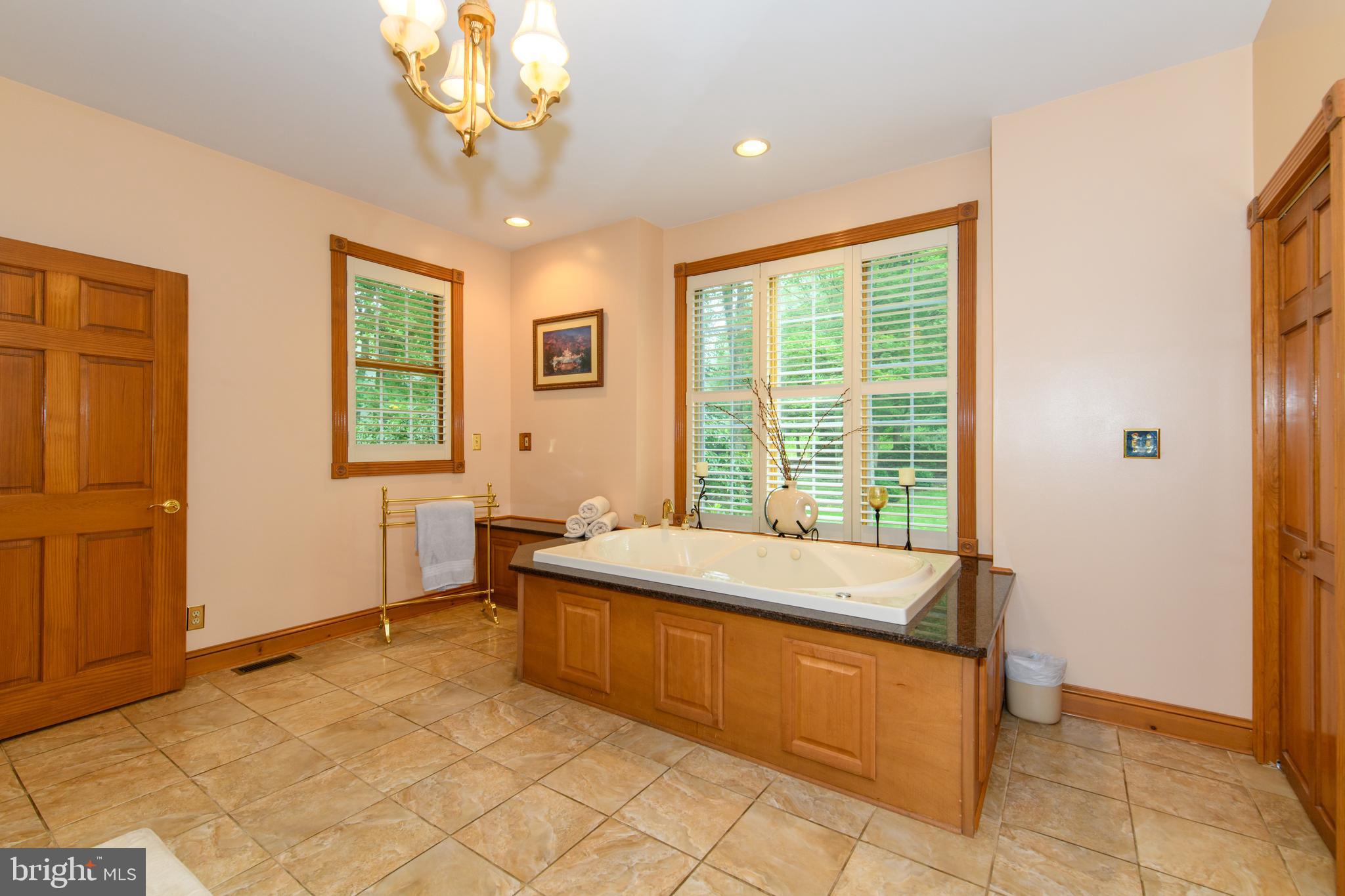 VILLAGE GREENS - Residential