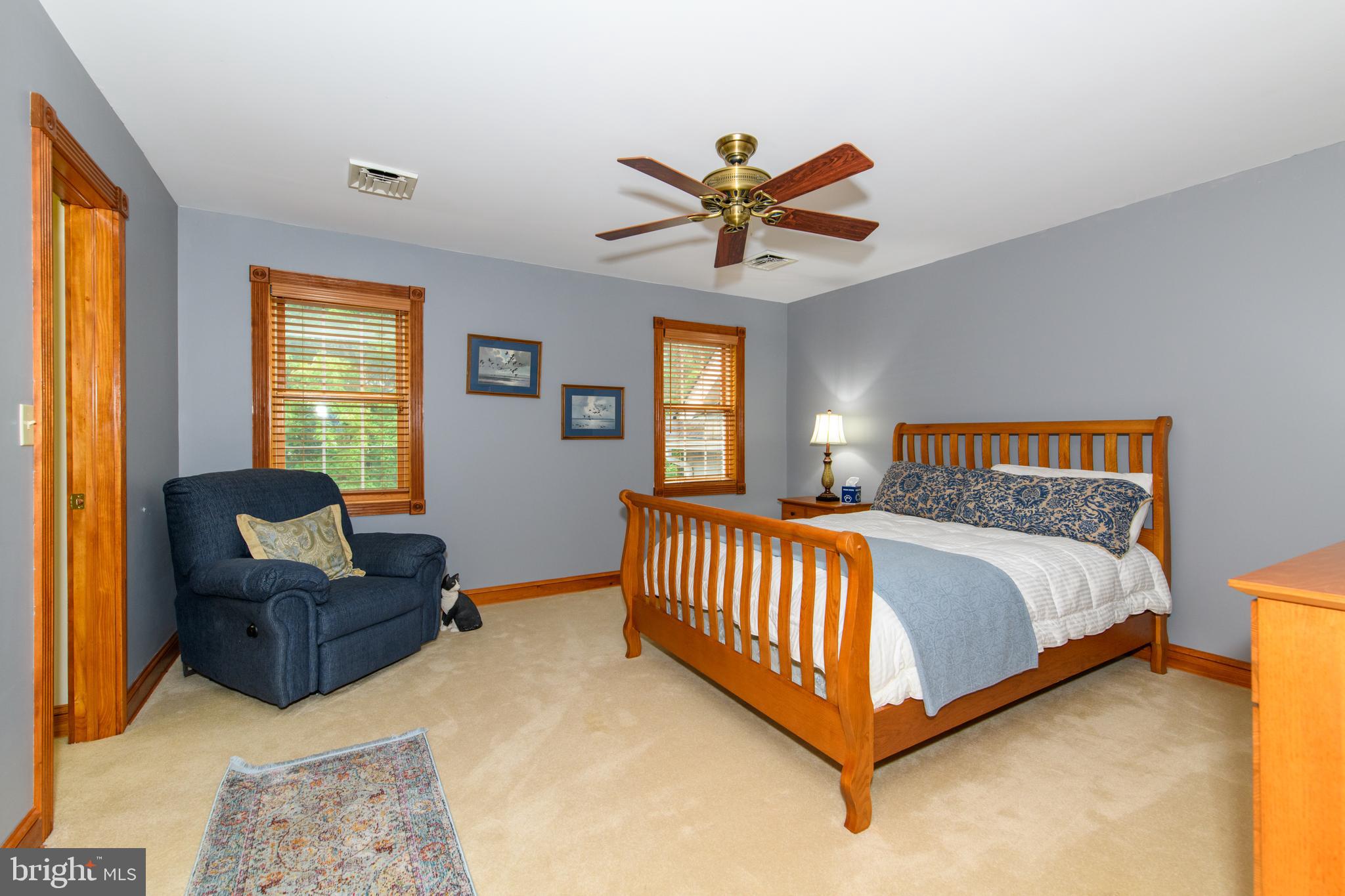 VILLAGE GREENS - Residential