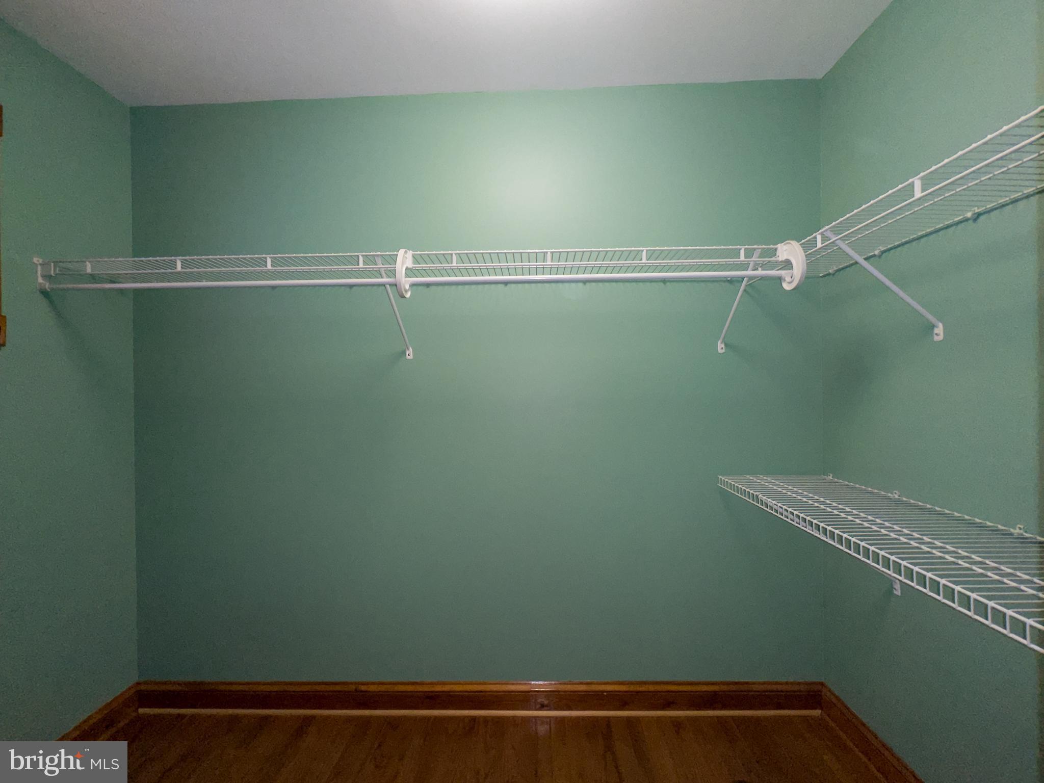 VILLAGE GREENS - Residential