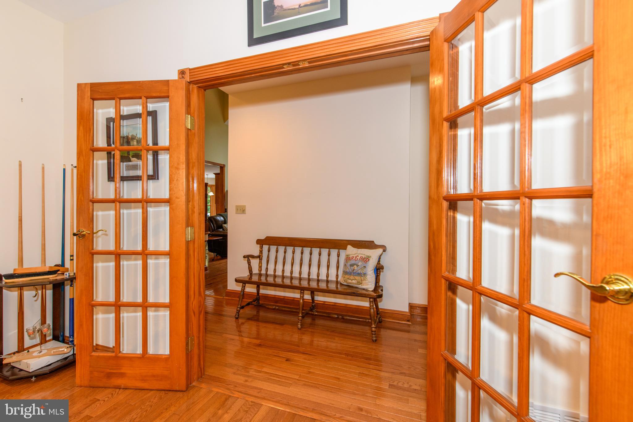 VILLAGE GREENS - Residential