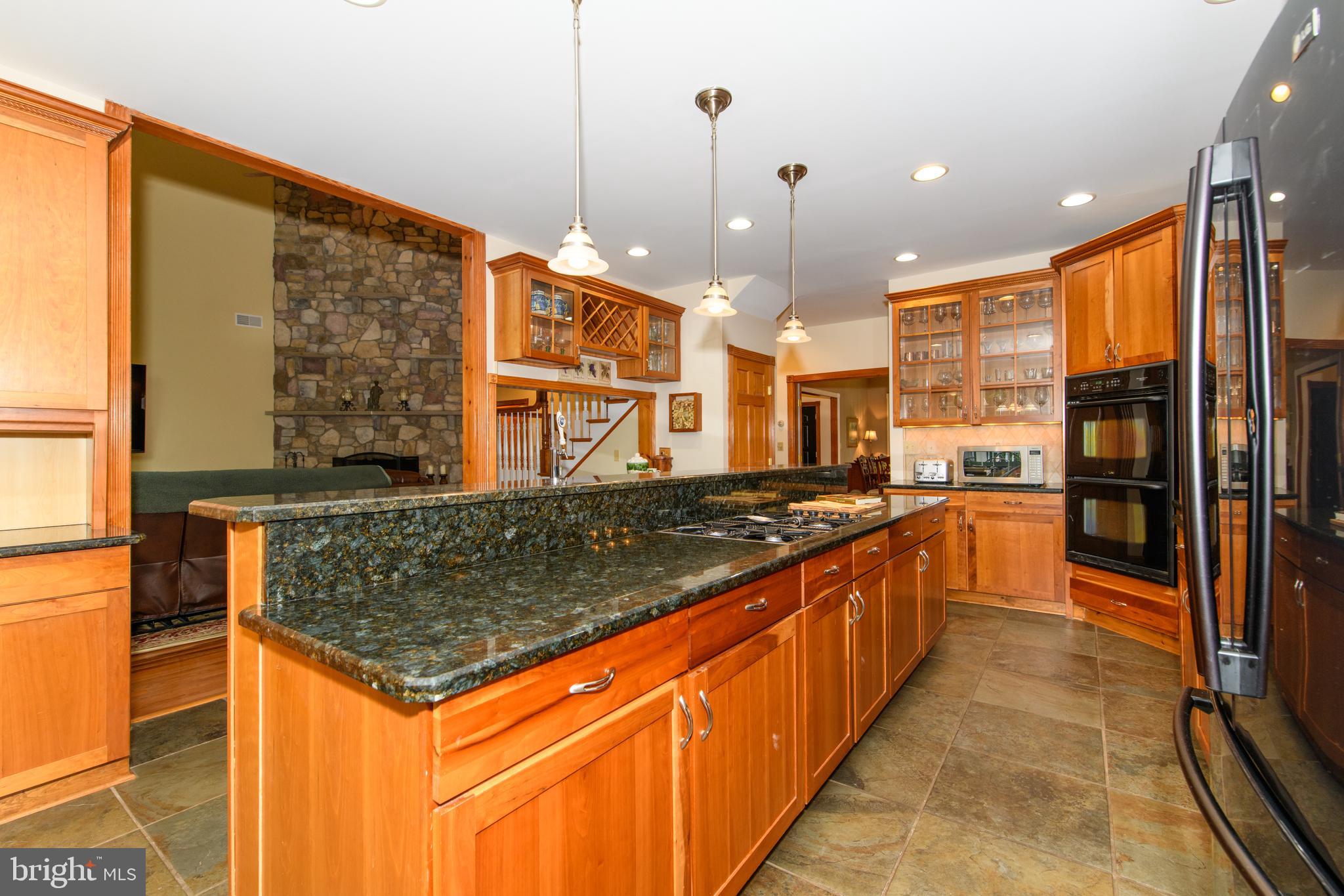 VILLAGE GREENS - Residential