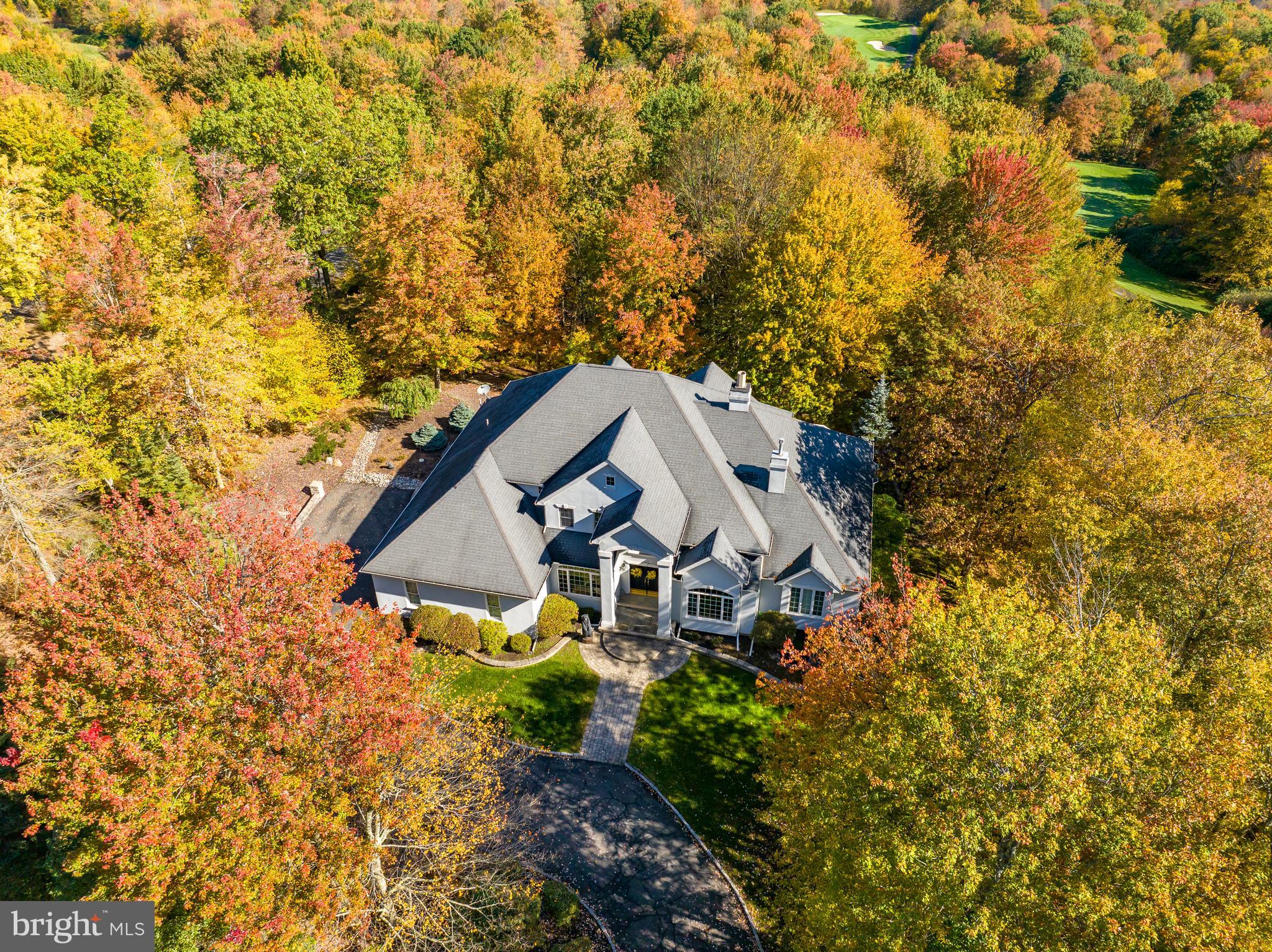 VILLAGE GREENS - Residential