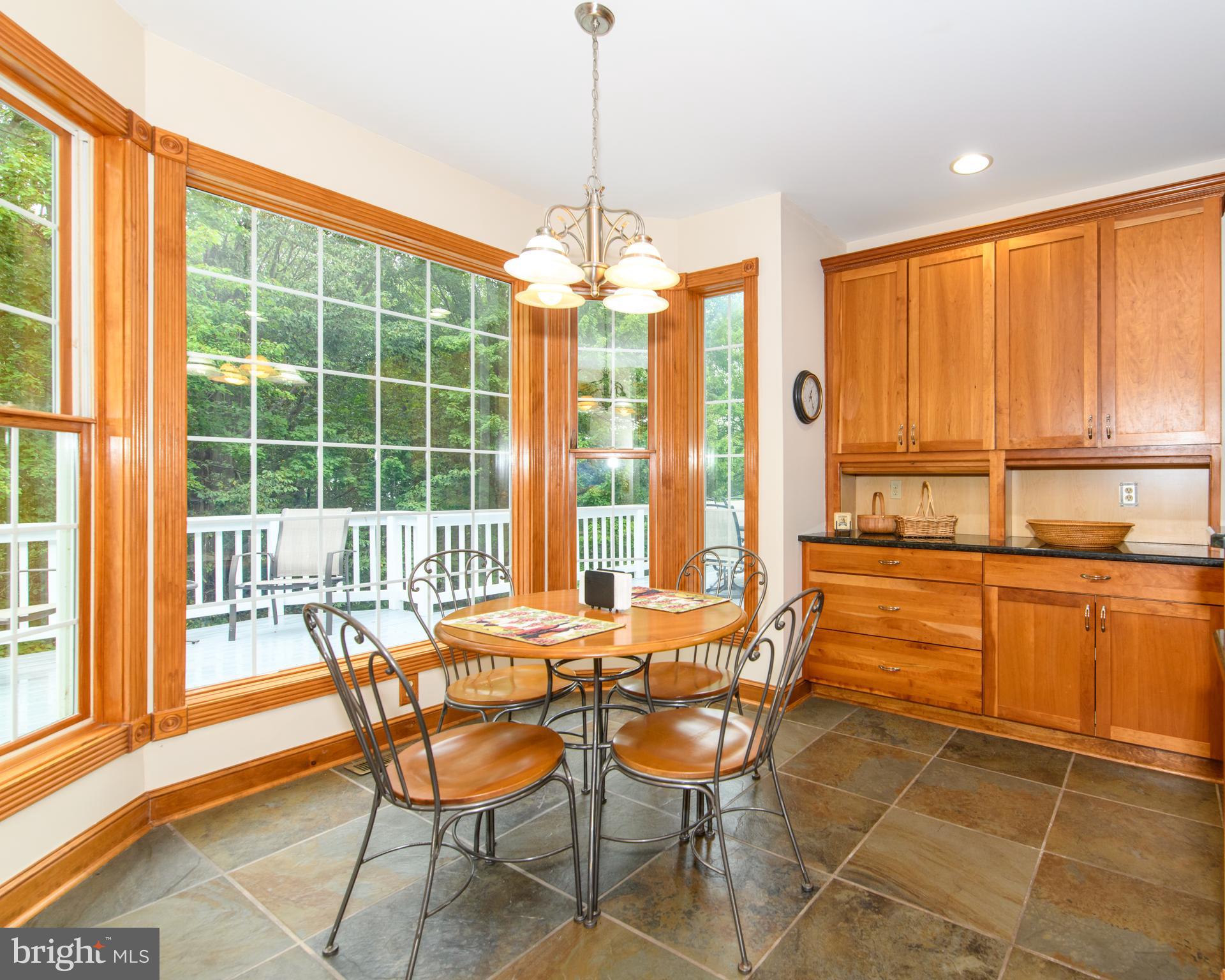 VILLAGE GREENS - Residential