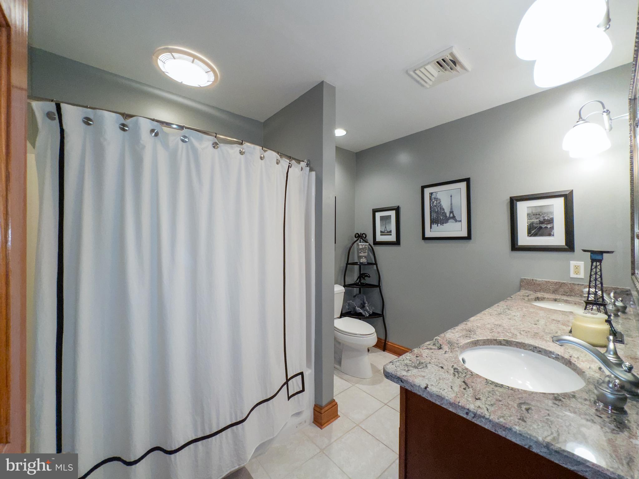 VILLAGE GREENS - Residential