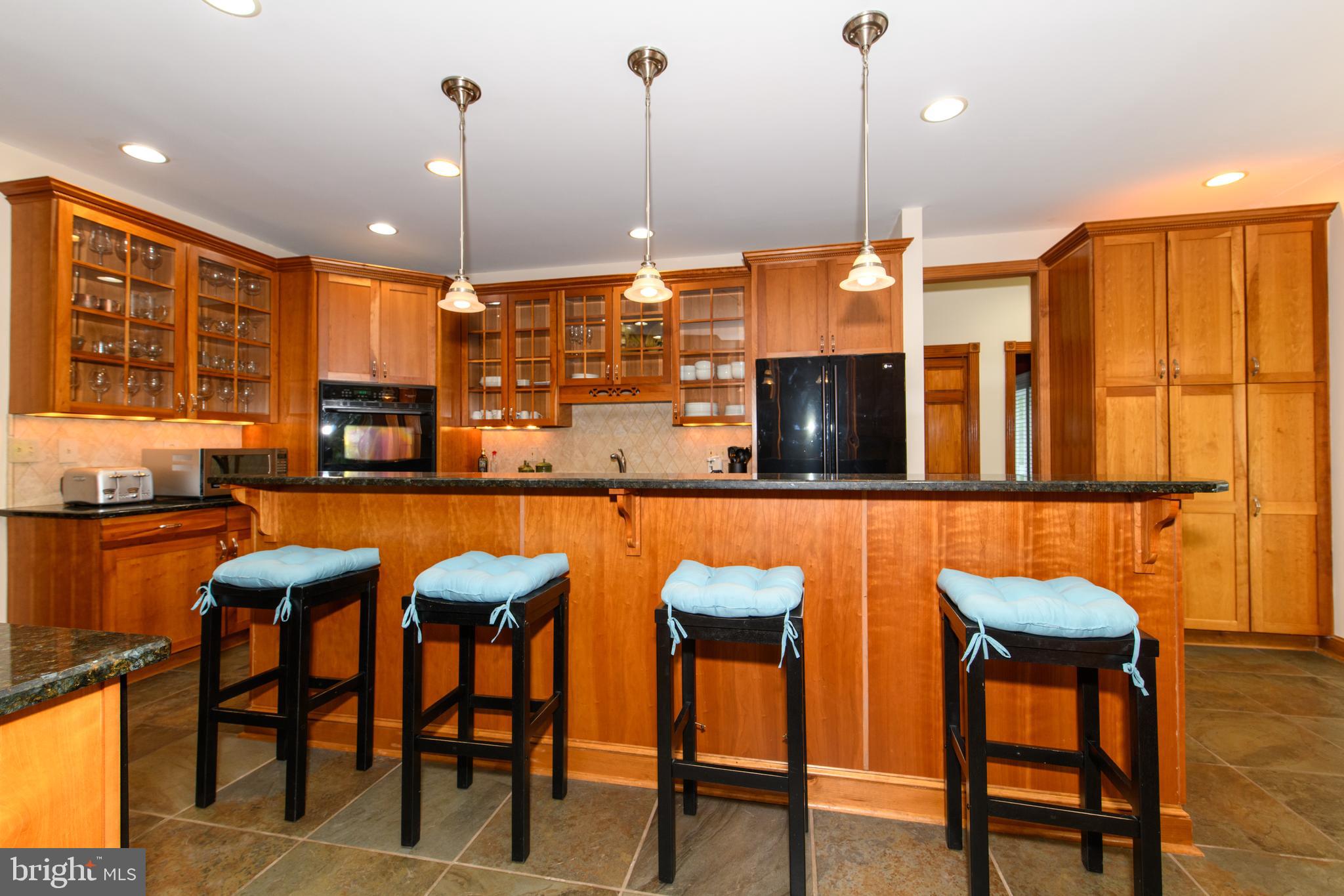 VILLAGE GREENS - Residential