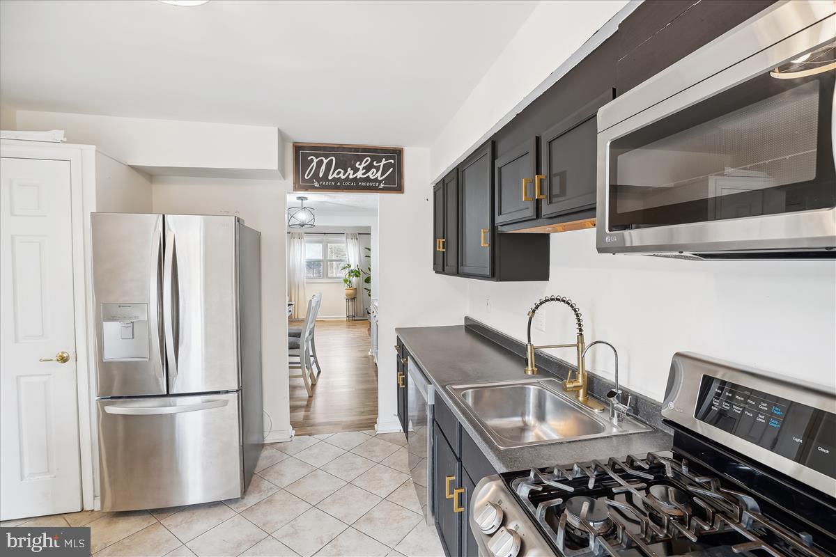 8347 IVY GLEN COURT