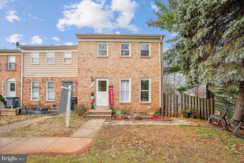 8347 IVY GLEN COURT MANASSAS VA 20110