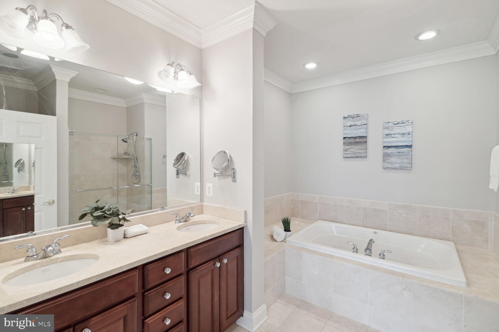 SNOWDEN OVERLOOK - Residential