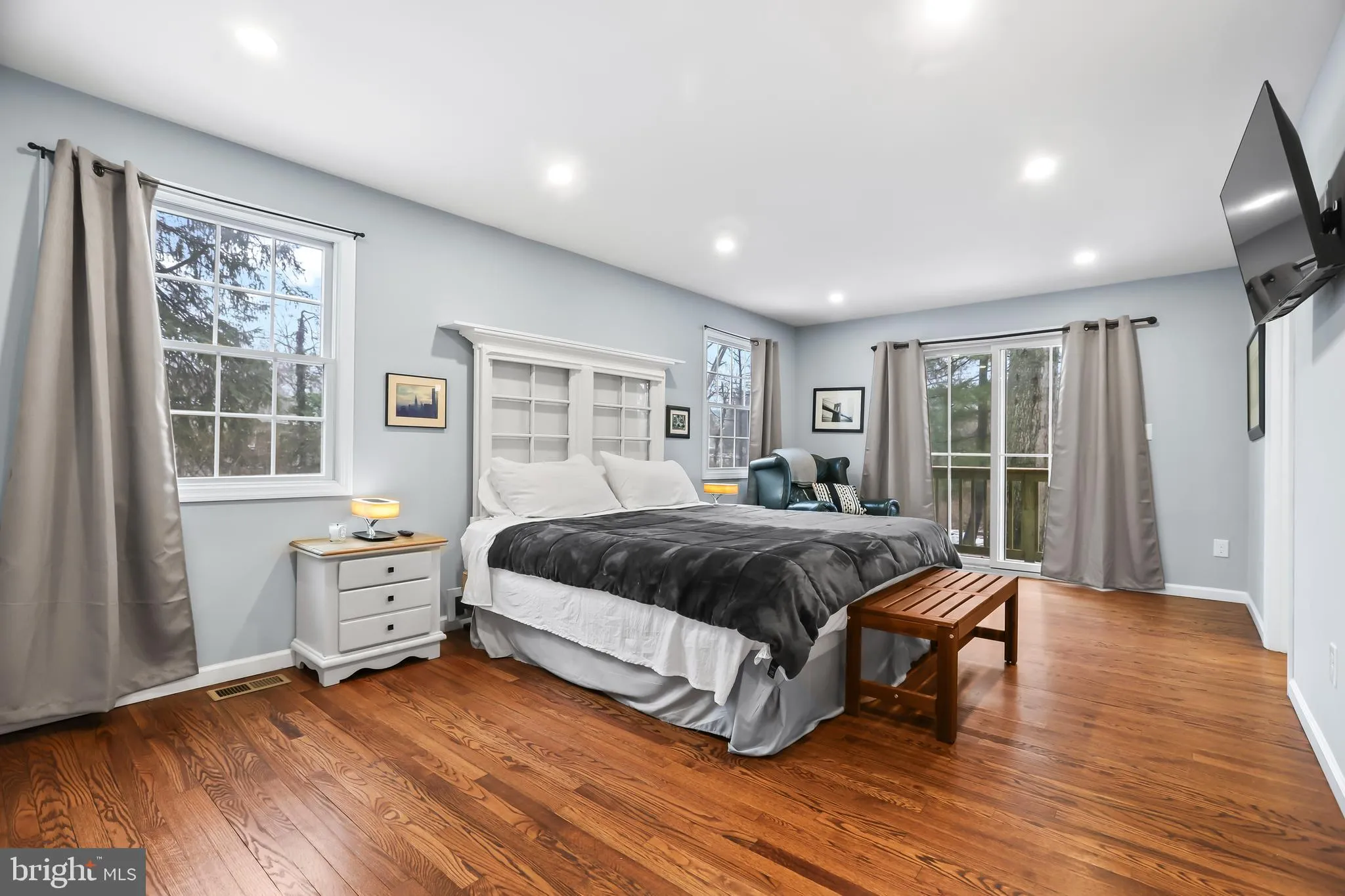 Princeton, New Jersey 08540, United States, 4 Bedrooms Bedrooms, ,3 BathroomsBathrooms,Residential,Active,1380