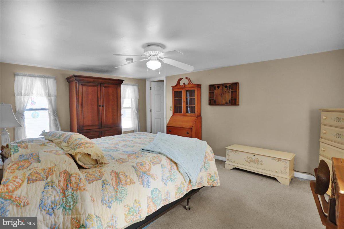 TEAL POINT - Residential