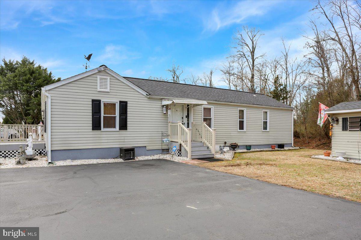 TEAL POINT - Residential