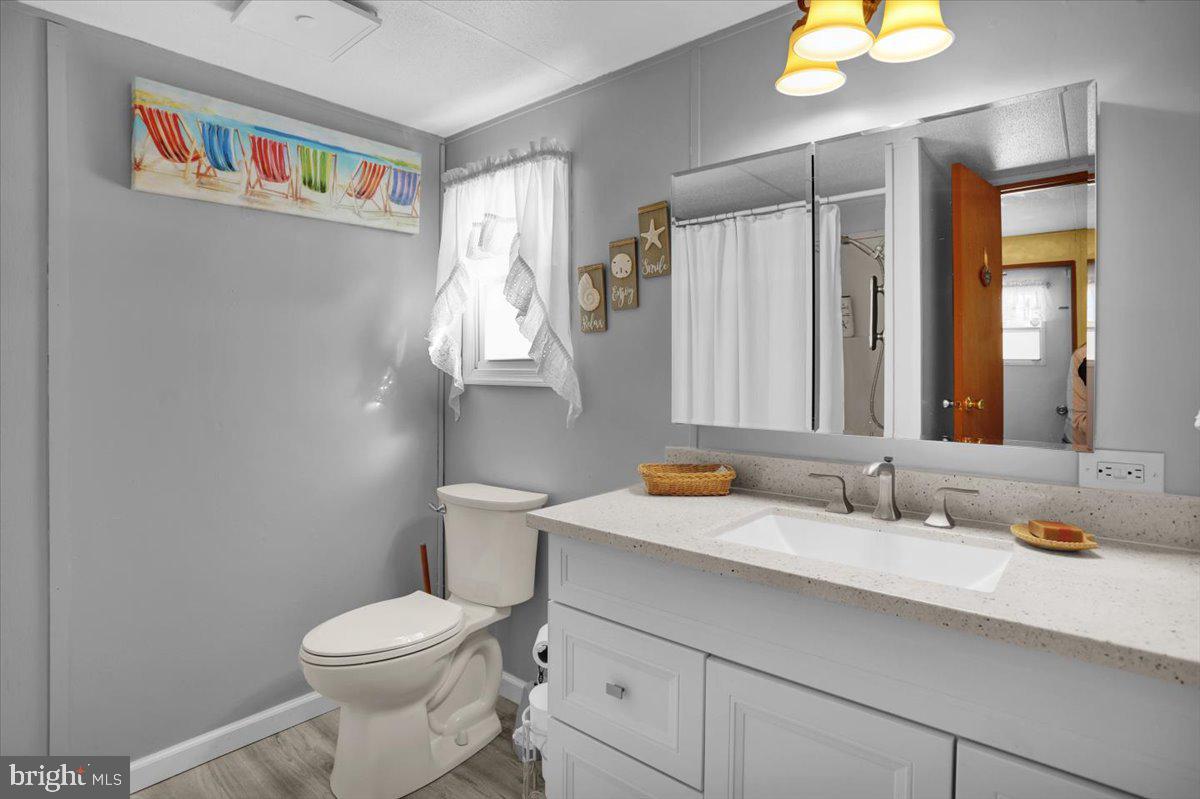 TEAL POINT - Residential