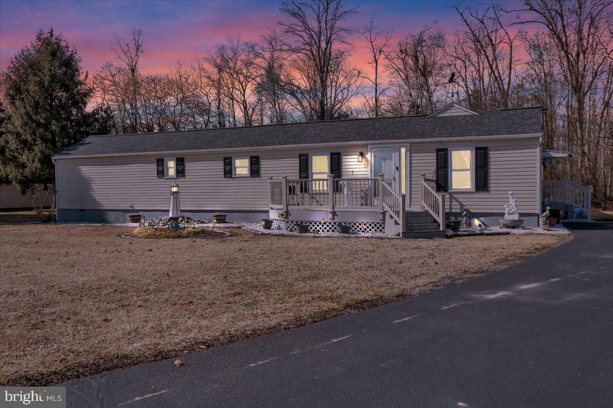 TEAL POINT - Residential