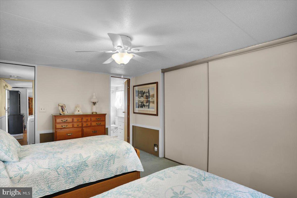 TEAL POINT - Residential